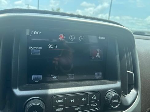 Used 2015 GMC Canyon SLT AWD/4WD image 13