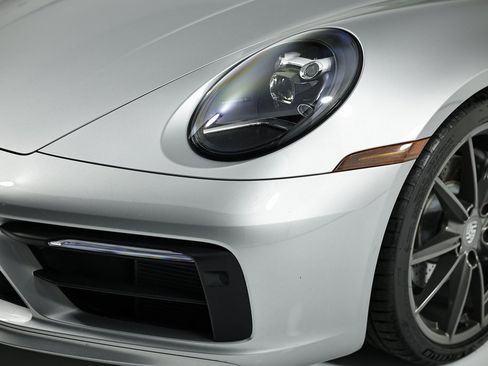 Certified 2024 Porsche 911 Carrera T image 9