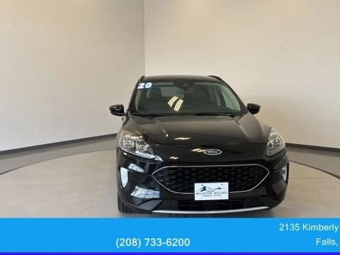 Used 2020 Ford Escape Titanium AWD/4WD image 3
