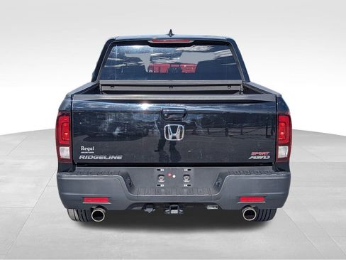Used 2021 Honda Ridgeline Sport image 4
