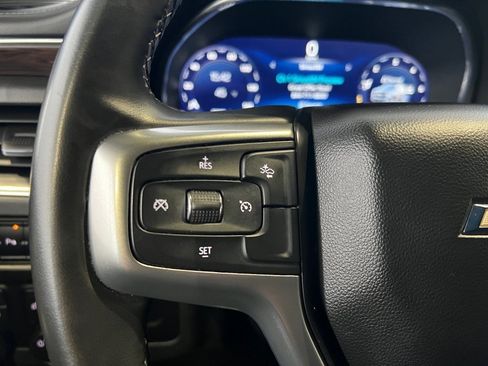 Used 2023 Chevrolet Suburban LT image 30