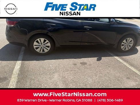 Used 2025 Nissan Sentra S FWD image 6