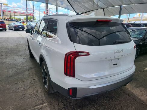 Used 2025 Kia Telluride S FWD image 9