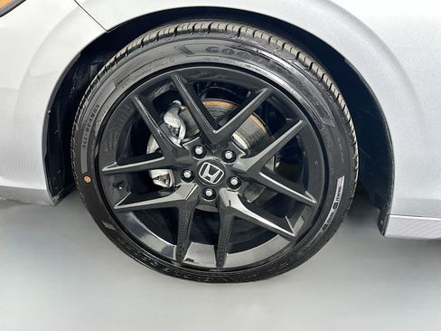 Used 2024 Honda Civic Sport image 29