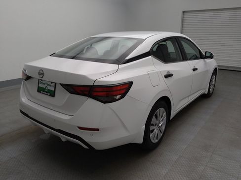 Used 2025 Nissan Sentra S image 9