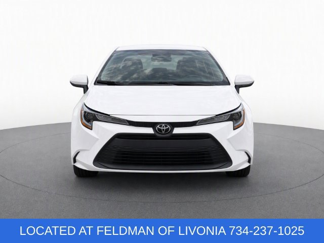 Used 2023 Toyota Corolla LE FWD image 5