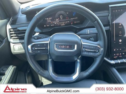 Used 2024 GMC Acadia Elevation AWD/4WD image 12