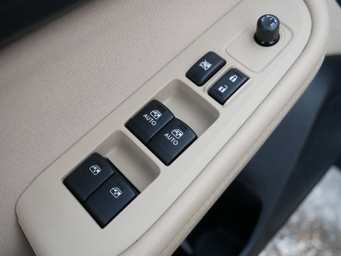 Used 2019 Subaru Outback 2.5i Premium image 19