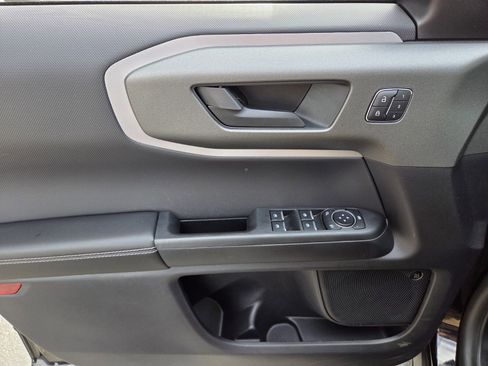 Certified 2025 Ford Bronco Sport Outer Banks w/ Outer Banks Tech Package+ image 17