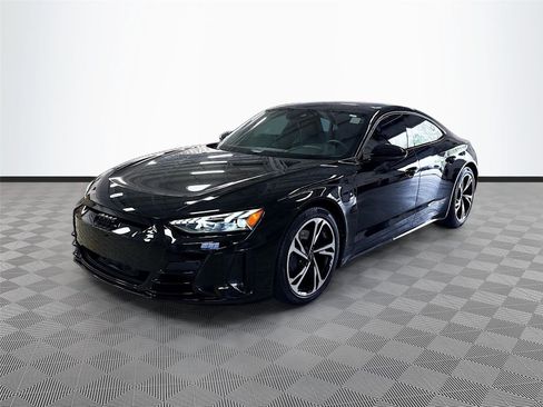 Used 2024 Audi e-tron GT Premium Plus w/ Performance Package image 3