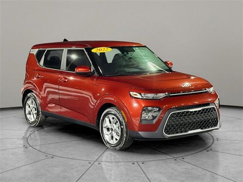 Used 2022 Kia Soul LX w/ Technology Package image 8