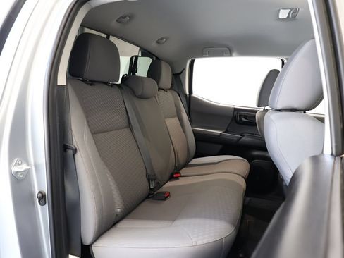 Used 2021 Toyota Tacoma SR AWD/4WD image 22