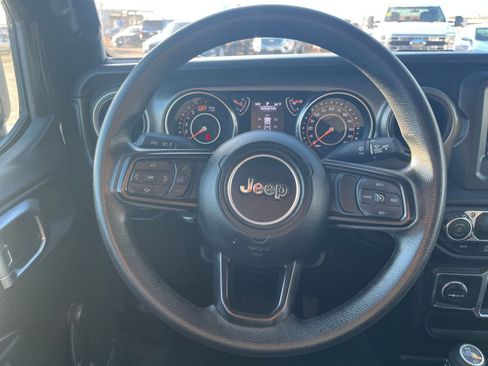 Used 2023 Jeep Wrangler Sport image 27