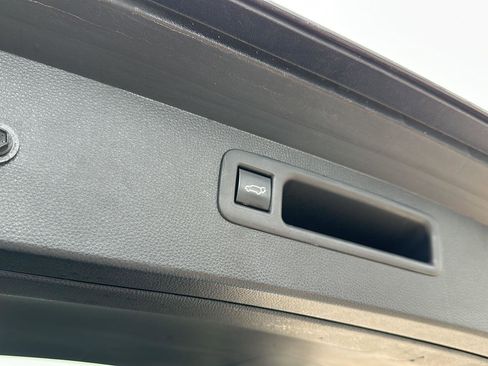 Used 2022 Toyota Highlander XLE image 20