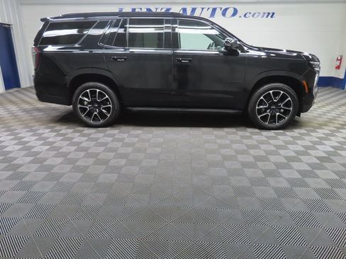 Used 2025 Chevrolet Tahoe RST w/ Comfort Package AWD/4WD image 2
