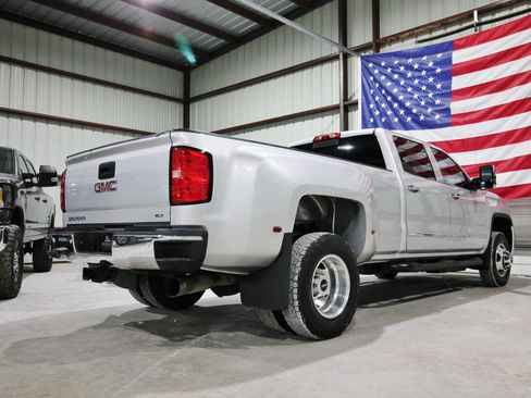 Used 2015 GMC Sierra 3500 SLT w/ Duramax Plus Package AWD/4WD image 11