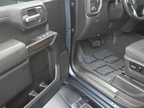 Used 2021 Chevrolet Silverado 1500 LT RWD image 10