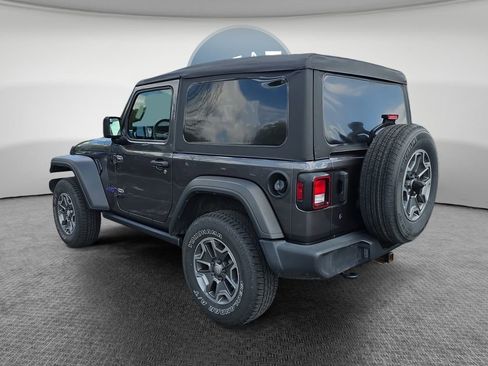 Certified 2021 Jeep Wrangler Sport AWD/4WD image 6