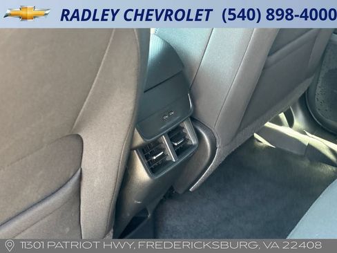 Certified 2025 Chevrolet Equinox LT AWD/4WD image 13