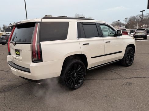 Used 2015 Cadillac Escalade Platinum image 5