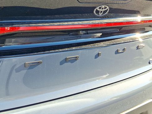 New 2026 Toyota Prius LE image 5