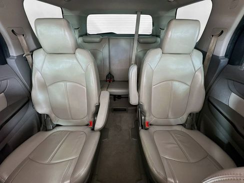 Used 2014 GMC Acadia SLT image 13