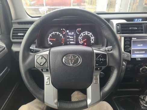 Used 2024 Toyota 4Runner SR5 image 19