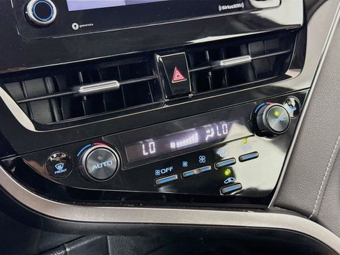 Certified 2024 Toyota Camry SE FWD image 22