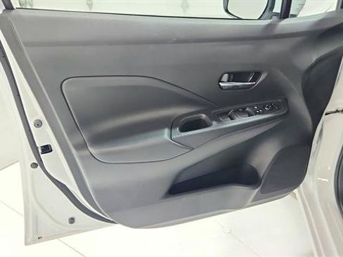 Certified 2025 Nissan Versa SV w/ Trunk Package FWD image 18