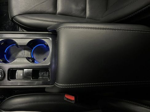 Used 2022 Lincoln Corsair AWD w/ Premium Package image 23