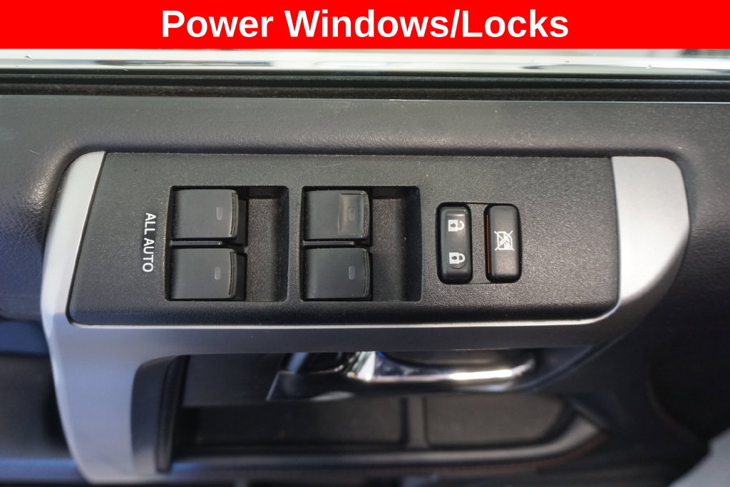 Used 2023 Toyota 4Runner Limited AWD/4WD image 5