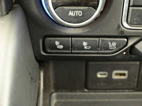 Used 2021 Chevrolet Tahoe Premier w/ Premium Package AWD/4WD image 37