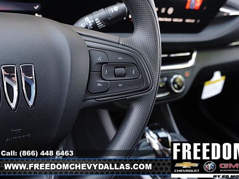 New 2026 Buick Envista Preferred FWD image 28