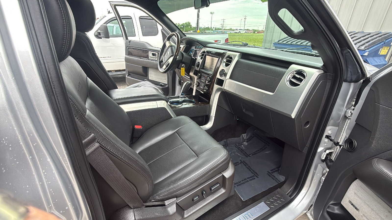 Used 2014 Ford F150 Platinum AWD/4WD image 17