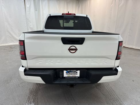 Used 2023 Nissan Frontier PRO-4X w/ Pro Convenience Package image 5