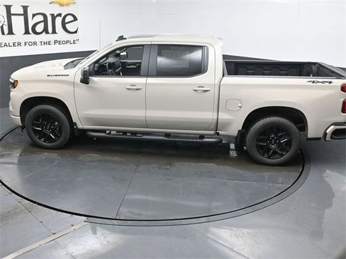 New 2026 Chevrolet Silverado 1500 RST w/ Dark Appearance Package image 21