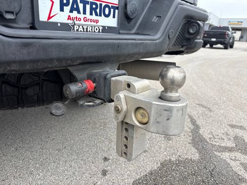 Used 2024 GMC Sierra 2500 AT4X w/ AT4X AEV Edition AWD/4WD image 11