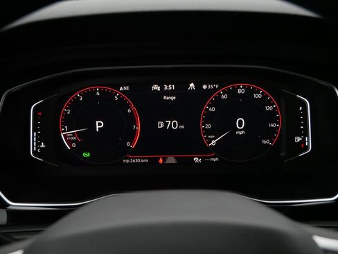 Used 2023 Volkswagen Jetta SEL image 21