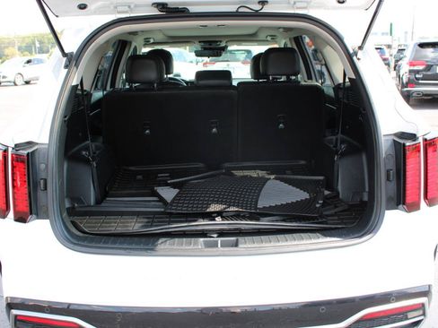 Used 2021 Kia Sorento S w/ Panoramic Sunroof Package FWD image 9