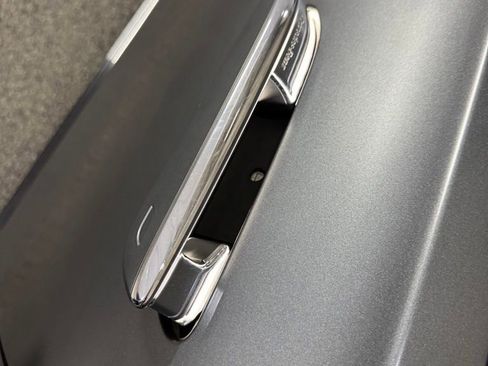 Used 2022 Mercedes-Benz S 500 4MATIC image 19