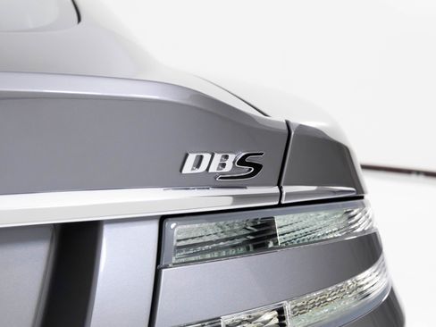 Used 2009 Aston Martin DBS Coupe image 67