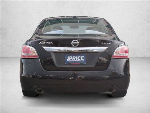 Used 2015 Nissan Altima 2.5 SV image 7