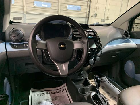 Used 2014 Chevrolet Spark LT image 4