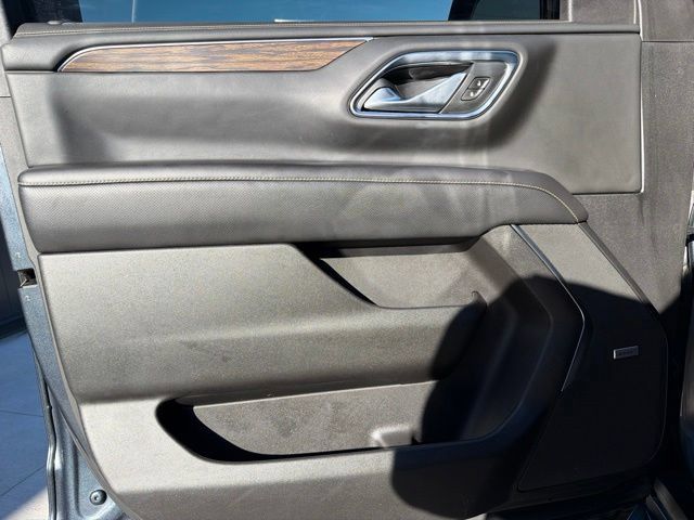 Used 2021 Chevrolet Tahoe Premier AWD/4WD image 21