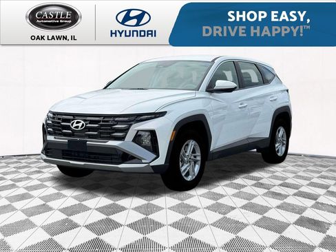 New 2025 Hyundai Tucson SE image 1