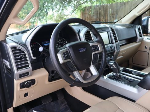 Used 2015 Ford F150 Lariat AWD/4WD image 15