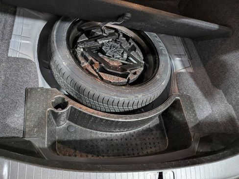 Used 2015 Cadillac XTS Luxury image 49