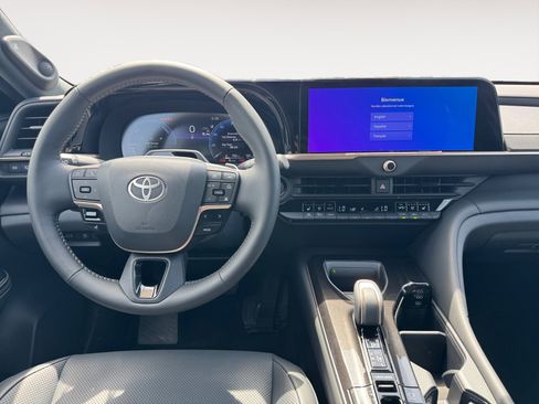 New 2026 Toyota Crown Signia AWD/4WD image 10