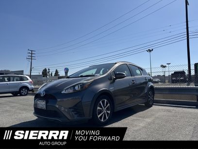Used 2018 Toyota Prius C Two w/ Carpet Mat Package