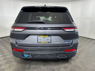 Used 2022 Jeep Grand Cherokee Trailhawk AWD/4WD video 4